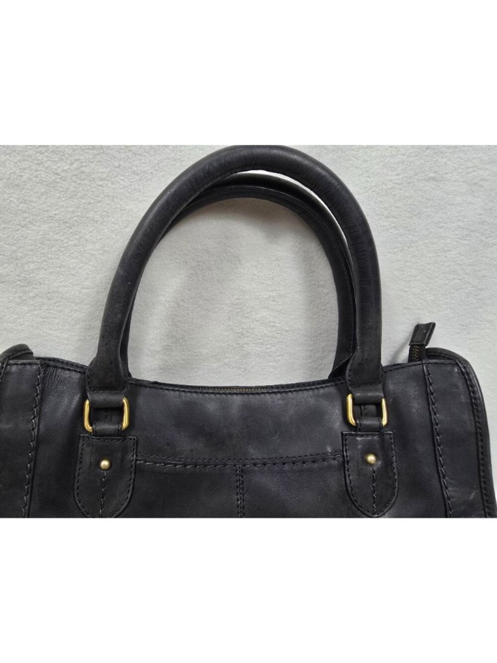 Born Black Leather Handbag With Double Handles & Zipper Closure - Picture 6 of 13